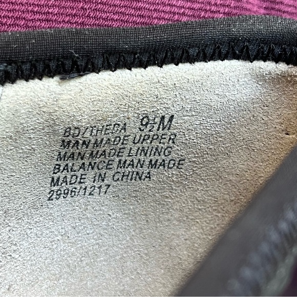 Bandolino black patent buckle front wedge pumps - Picture 4 of 11